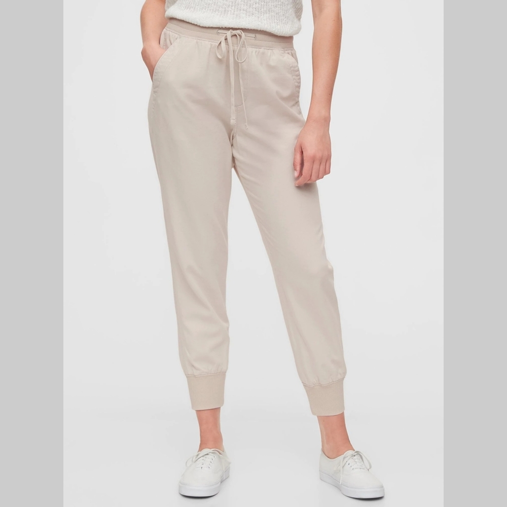 Gap Soft Woven Joggers